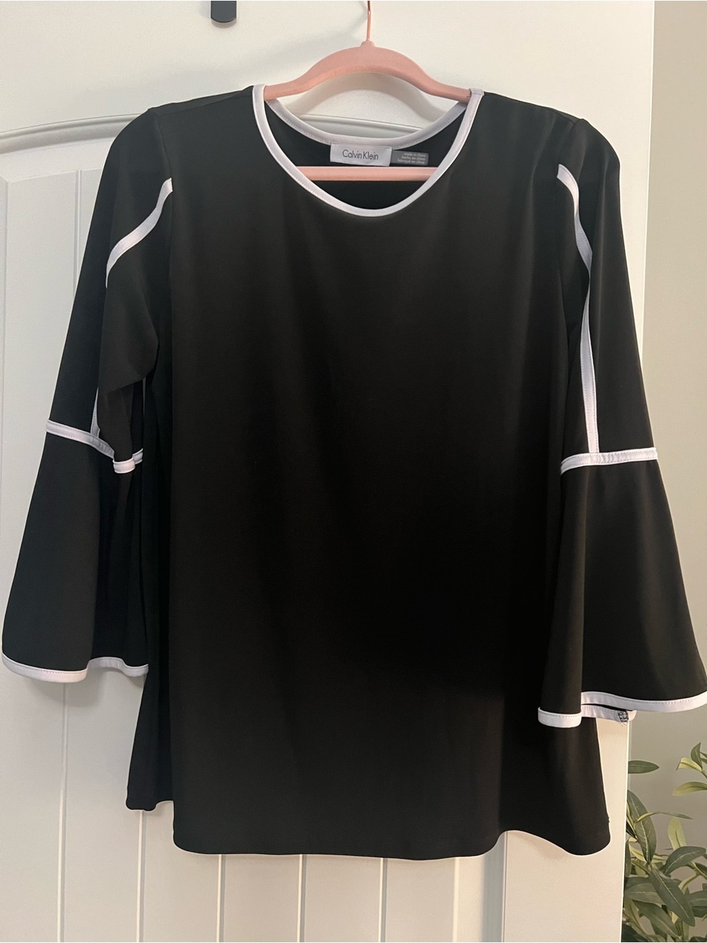 Calvin Klein Black Top with White Contrast Trim and Bell Sleeves M/L